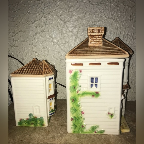 Avon Townhouse Canister Collection Cookie Jar Two Set Vintage Hand Paint - Picture 6 of 9